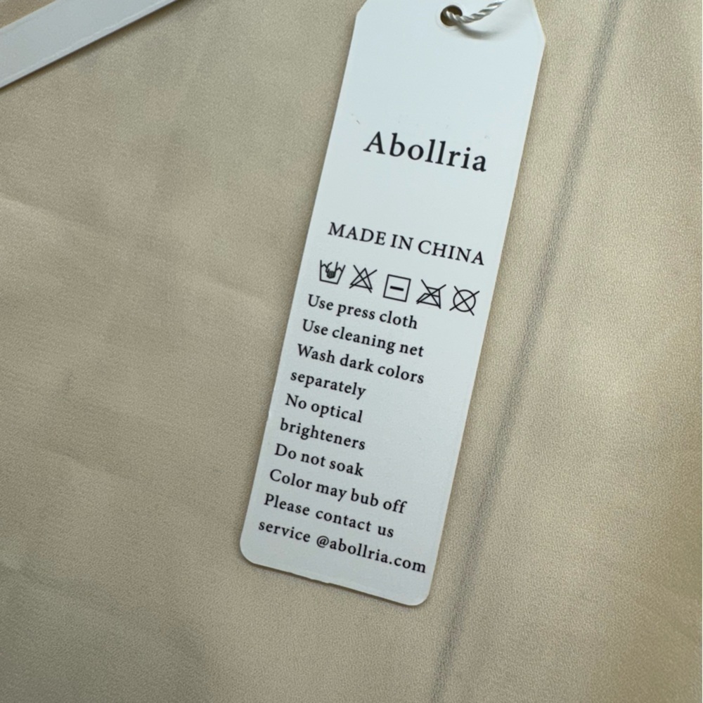 Abollria size Large sheer over cover peachy color NWT - Picture 4 of 7